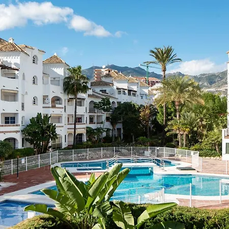 Timon Ii, Luxury 3 Bedroom Beachside